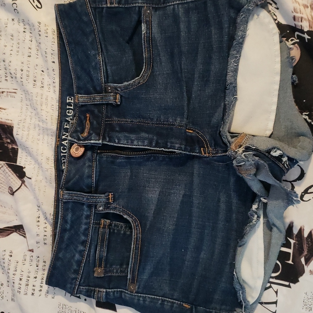 American Eagel Outfitters Denim hi-rise shorts, size 4